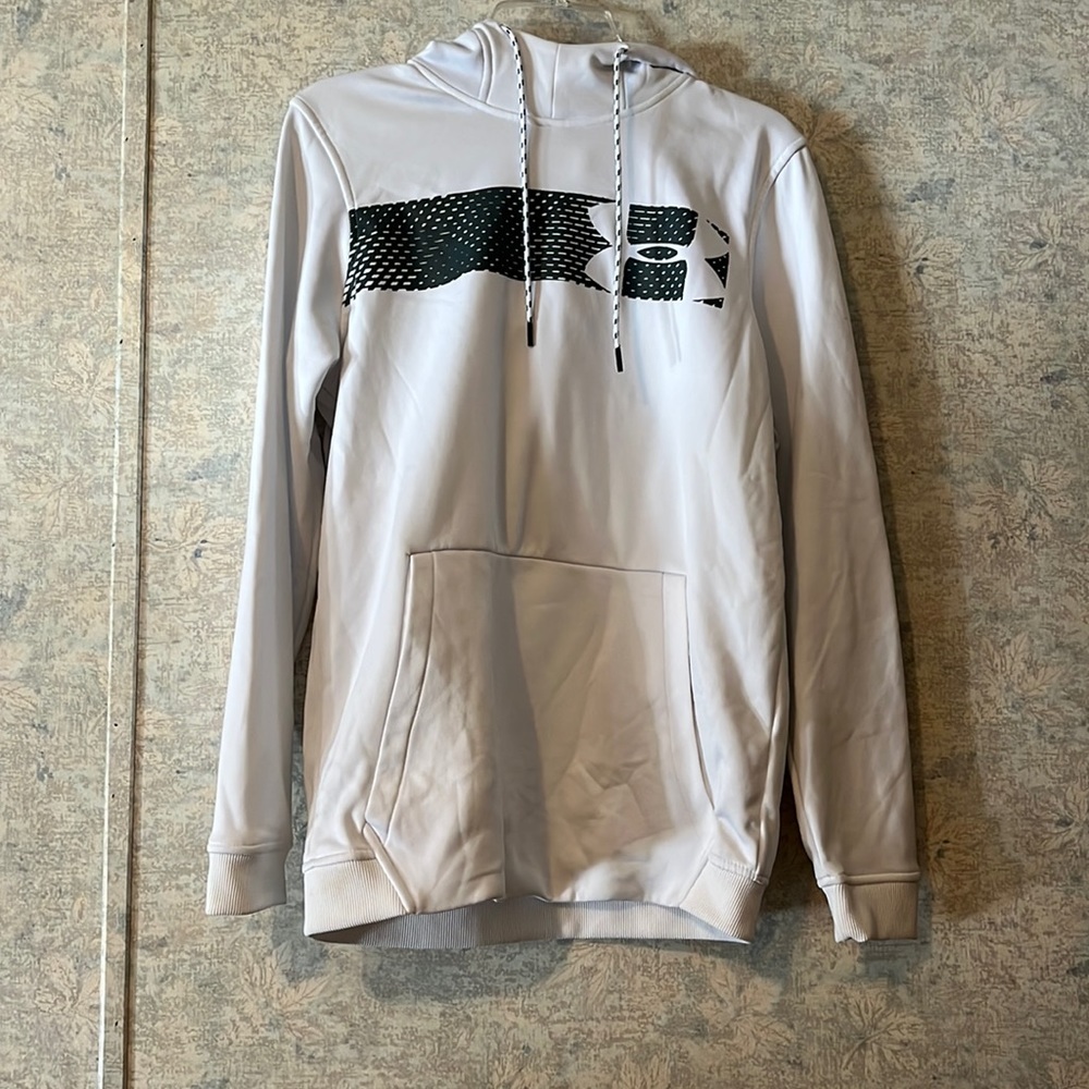 Brand new Under Armour sweatshirt size small